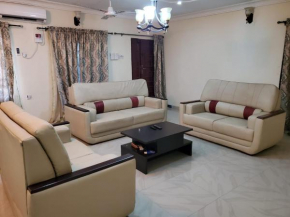 Family friendly air-conditioned holiday apartment with standby Generator